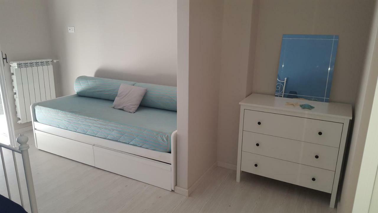 Galu Guest House Gaeta Buitenkant foto